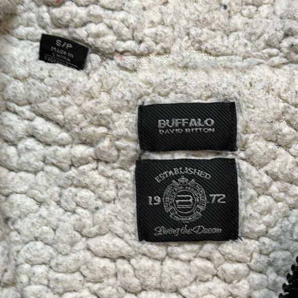 Buffalo David Bitton Warm Jacket. Small. Zip up front. Hoodie. Front pockets. - Picture 2 of 8